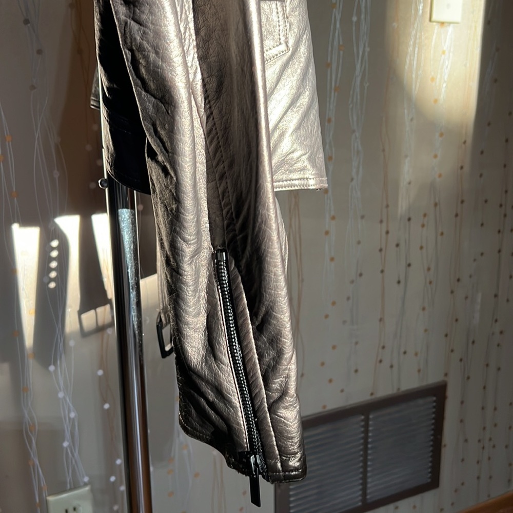 Calvin Klein jacket - Picture 2 of 8